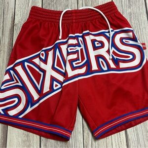 Mitchell & Ness Hardwood Classics Men’s S Philadelphia 76ers Basketball Shorts